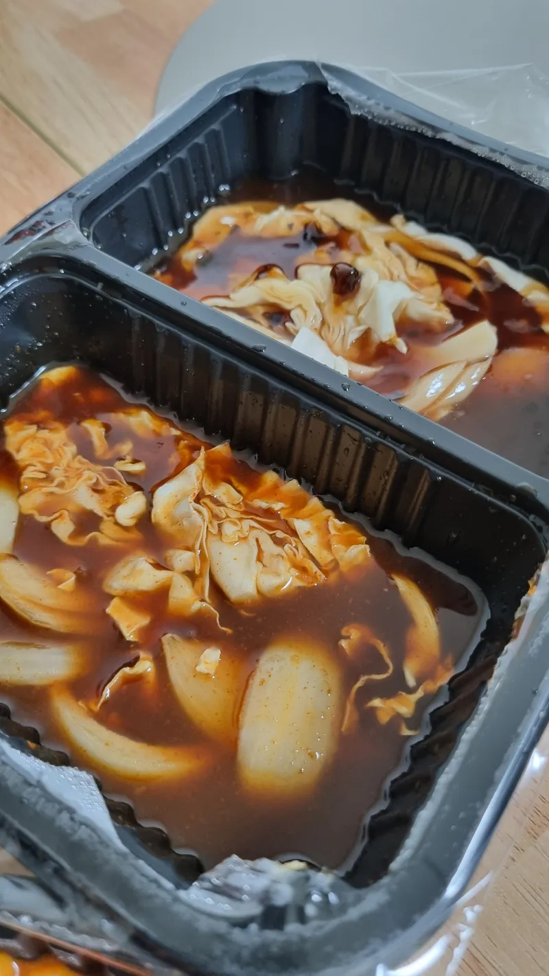 바른안심탕수육 반반 중자 배달 후기, 등심과 다른 부드러운 안심 탕수육과 소스 맛 비교
